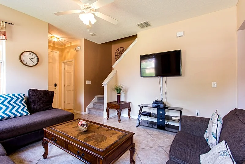 Unit 5- 3 bedroom home