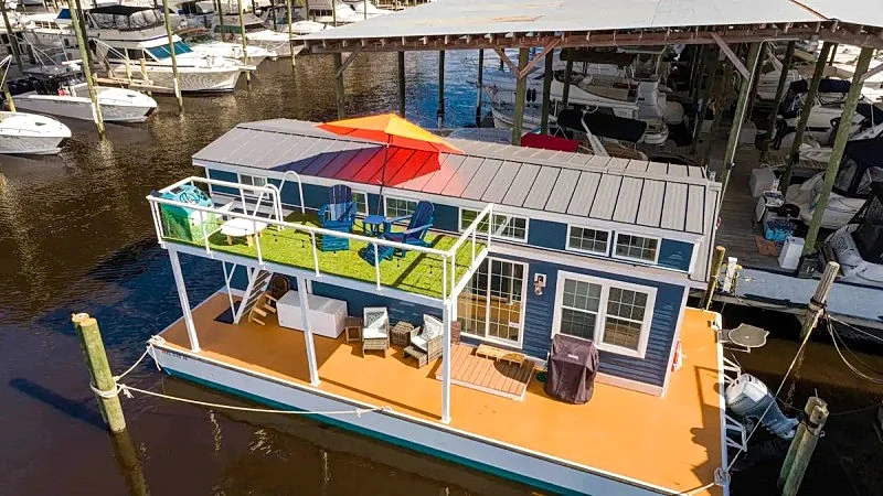 New ISLAND LIFE Luxury Floating Gem by Home A Wave