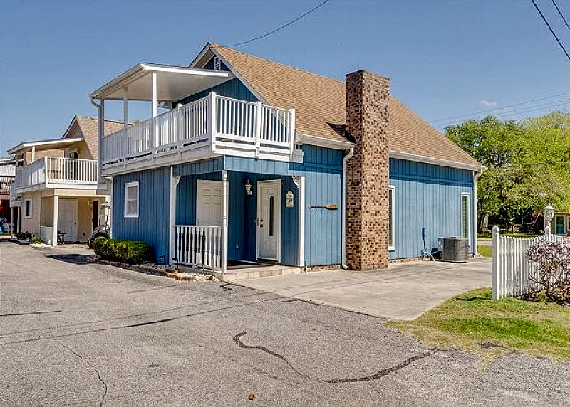 Private Beach House, 3 Minute Walk To The Beach + FREE DAILY ACTIVITIES!