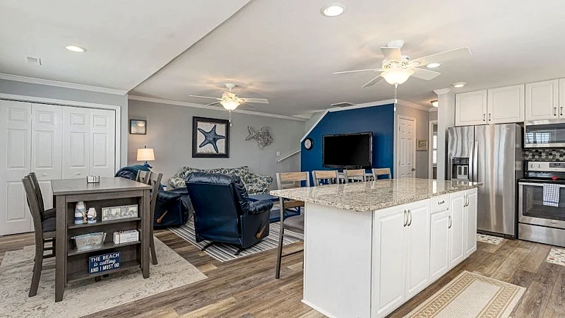 FLIP FLOP INN - 3RD ROW - CHERRY GROVE SECTION