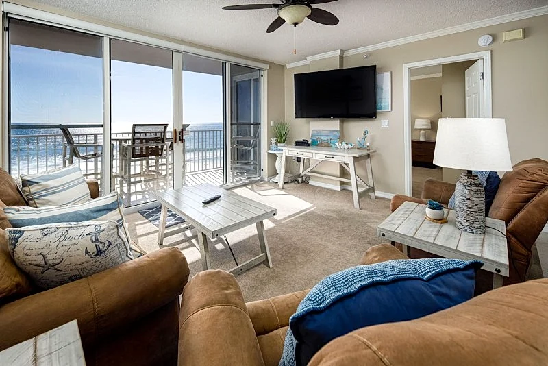 Island Princess 610: 6th Floor, Right On Beach, Upscale, Everything New!