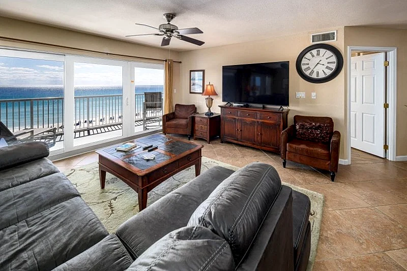 Islander 5003: Amazing Balcony Views, End Unit, Great Furnishings