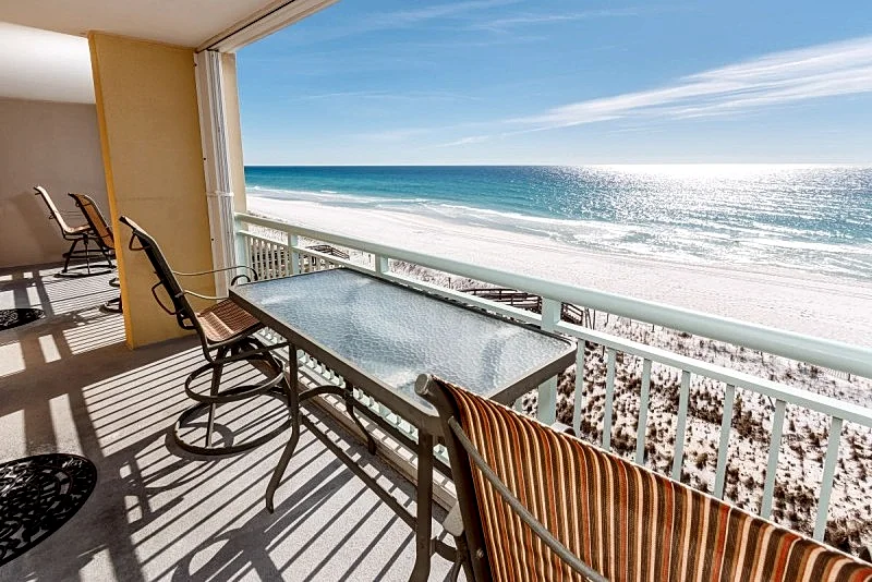 Pelican Isle 504: This Is The Condo For Your Getaway! Breathtaking Views!