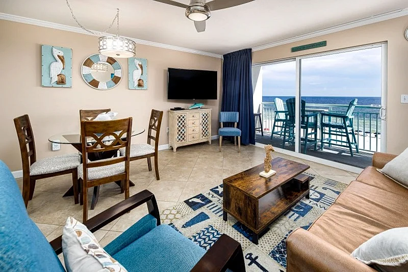 Pelican Isle 410: Sand on your feet, drink in your hand.. ENJOY THE VIEWS!