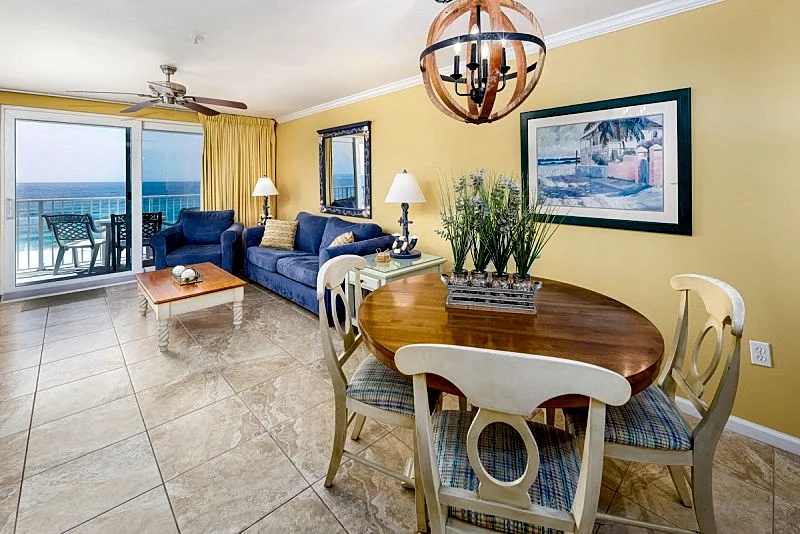 The Palms 502: Fantastic beach front, 2KING BEDS, FREE beach srvce+snorkeling