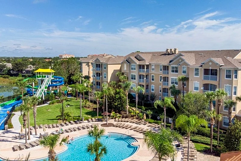 Minutes from Disney-Waterpark