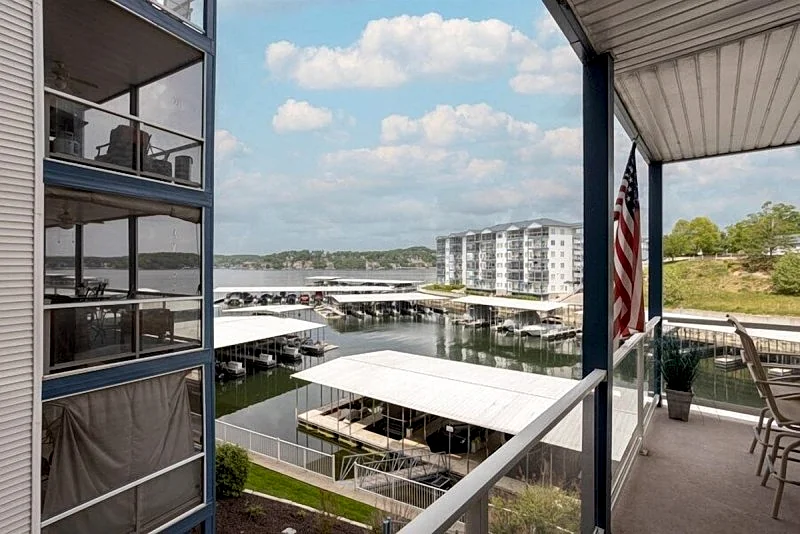 Monarch Cove 151-2D - Beautiful Waterfront Condo!