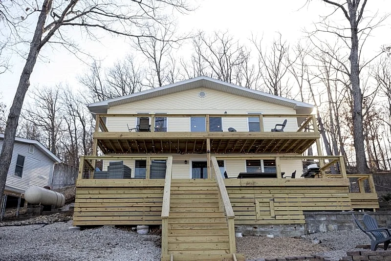 Viewside Getaway - Newly Updated Waterfront Home!