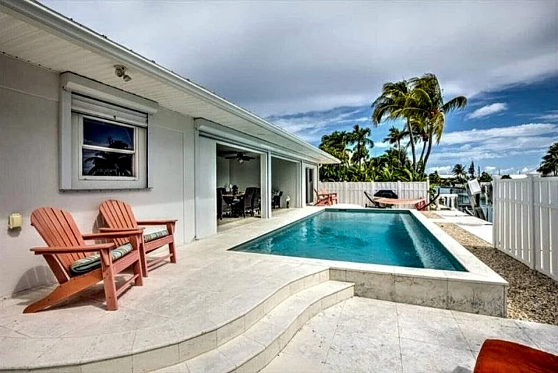 Splash Into Me! 3 BR Key Colony with Dockage & Pvt Pool