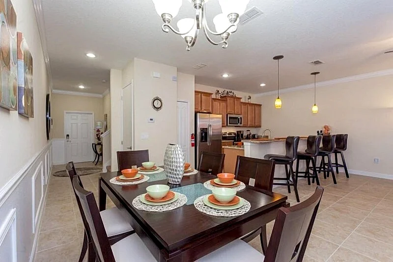 Fantastic Stunning New Designer Townhouse!!