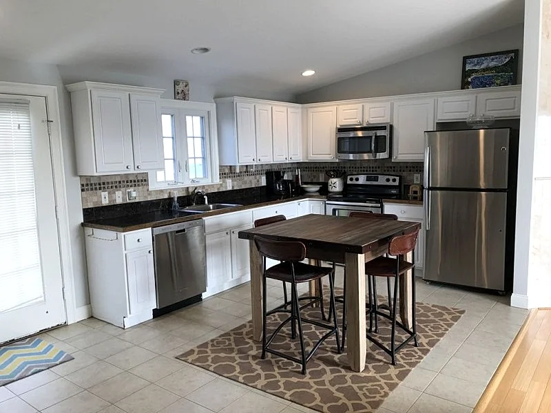 Now Booking Spring/Summer 2020. Beach Parking Included! in Westerly, Rhode Island, United States — photo 3
