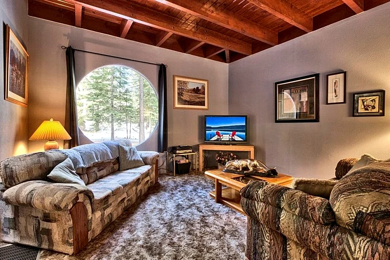 Very Large South Lake Tahoe Home - Sleeps 14 Adults and 6 Children