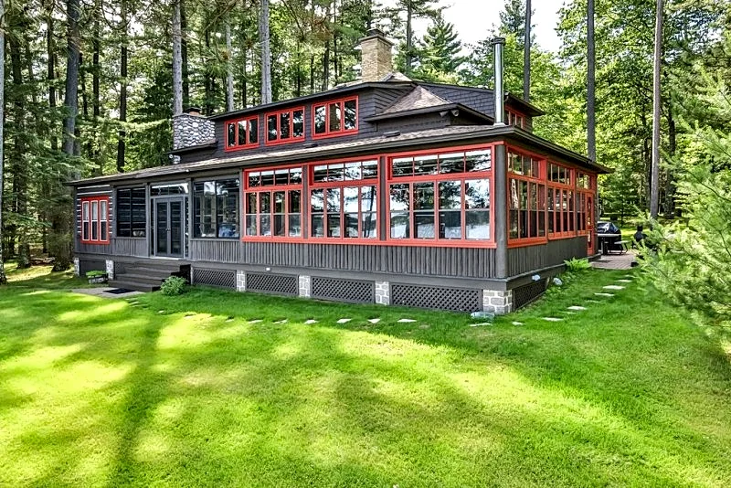 4 Bedroom, 4 Bath Remodeled Historical Home Located On Lake Minocqua