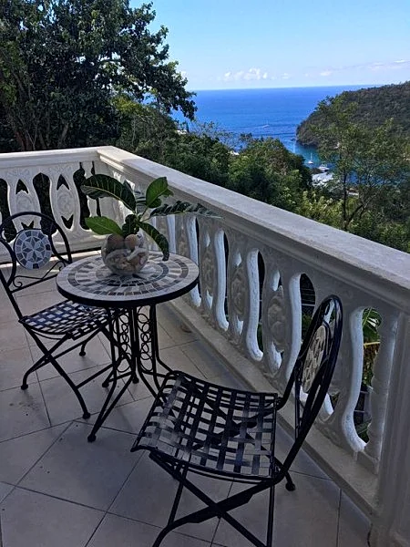 Exclusive cottage of Bay Views right over Marigots Bay