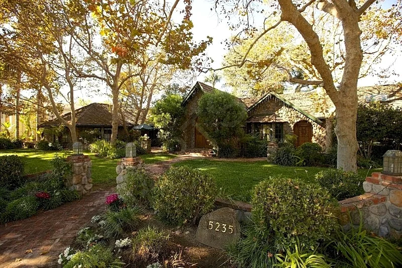 The Enchanted Manor- A Magical Hidden Oasis- Paradise!! - Los Angeles