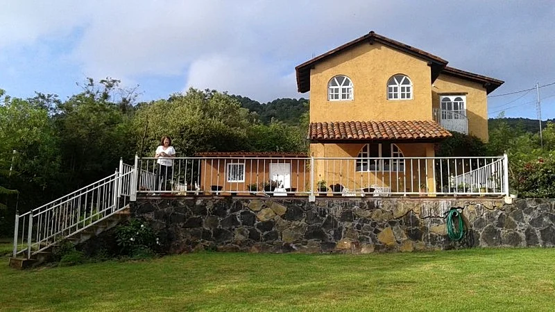 Eclipse House / Casa Eclipse