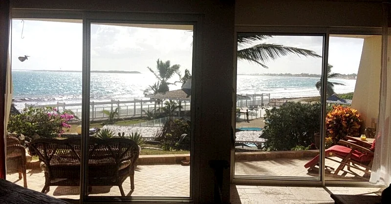 Premier Ocean Front Luxury Studio SUMMER SPECIAL SAVE 10% UPON BOOKING
