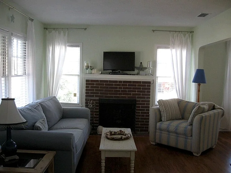 Fun and Affordable Beach Side Home Less than 2 Blocks to the Beach