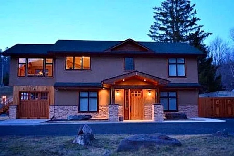 Gardner Lodge located in Village of Hunter