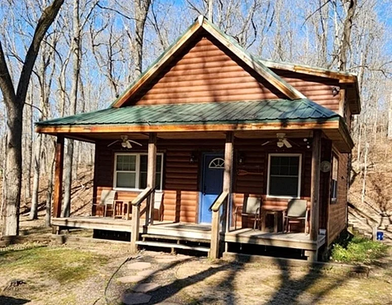 Cabin near Meramec River & Maramec Spring Park - Private Vacation Cabin