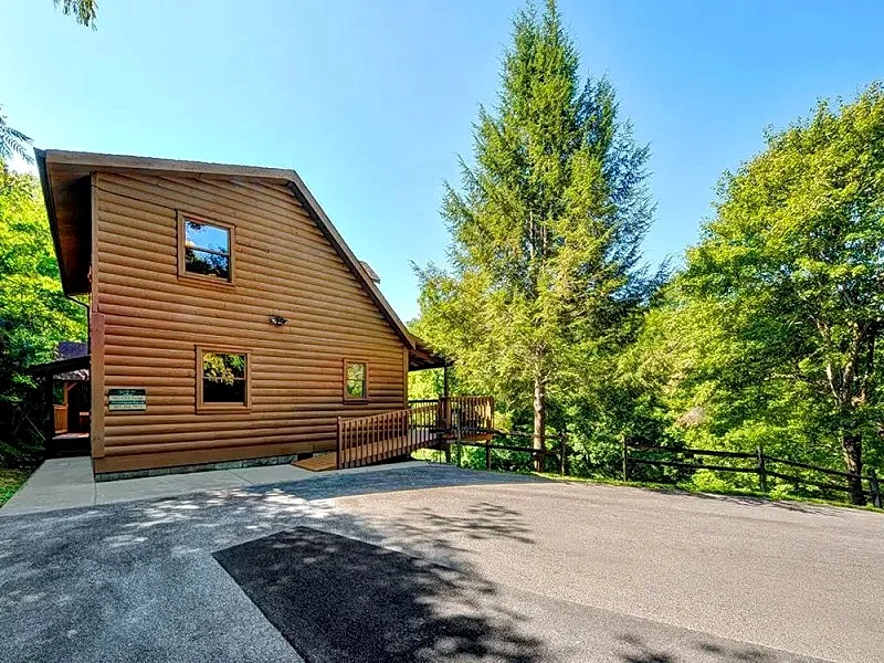 Great Escape – Country Pines Resort