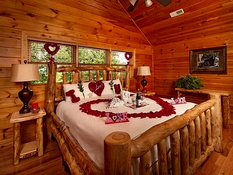 Woodland Hideaway (2 BR)