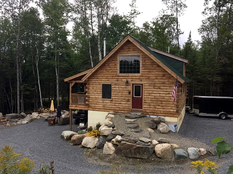 Moose Cabin | Simply get away from it all in this 1200 sq. ft cabin