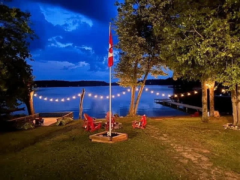 Three Mile Lake Cottage #217 in Muskoka, 5-BR, 2-BA, Bracebridge in Bracebridge, Ontario, Canada — photo 3