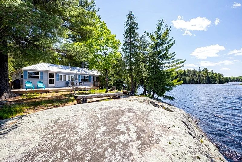 Bear Lake Cottage #499, 2-BR, 1-BA in Burk's Falls