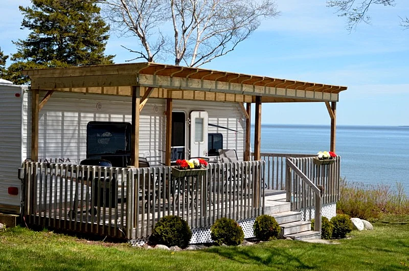 Tropical Oceanfront Cottage
