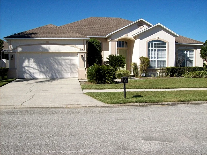 Ridgewood Lake Executive 4 bed/3 bath