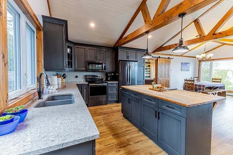 Cottage #173 Lighthouse Views on Lake Huron in Northern Bruce Peninsula, Ontario, Canada — photo 5