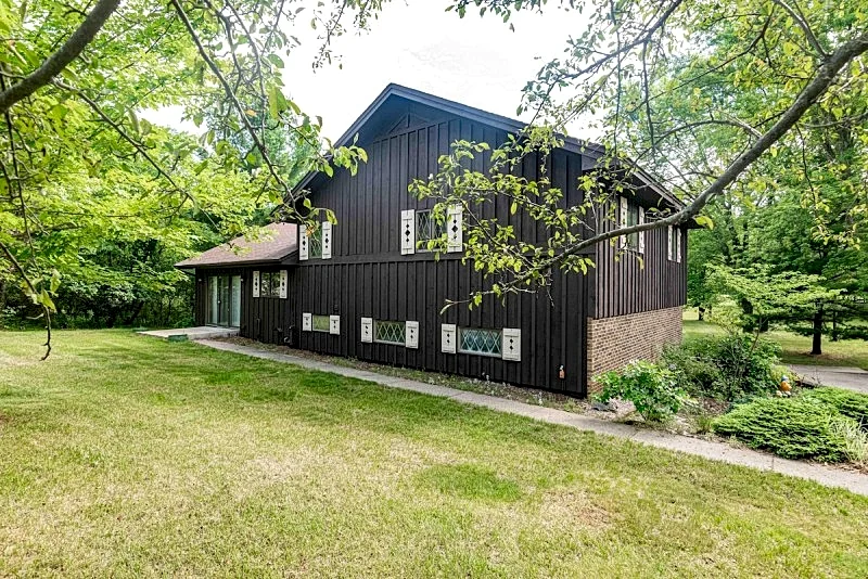 LARGE HOME ON THE 3RD TEE OF LAKE ARROWHEAD GOLF COURSE