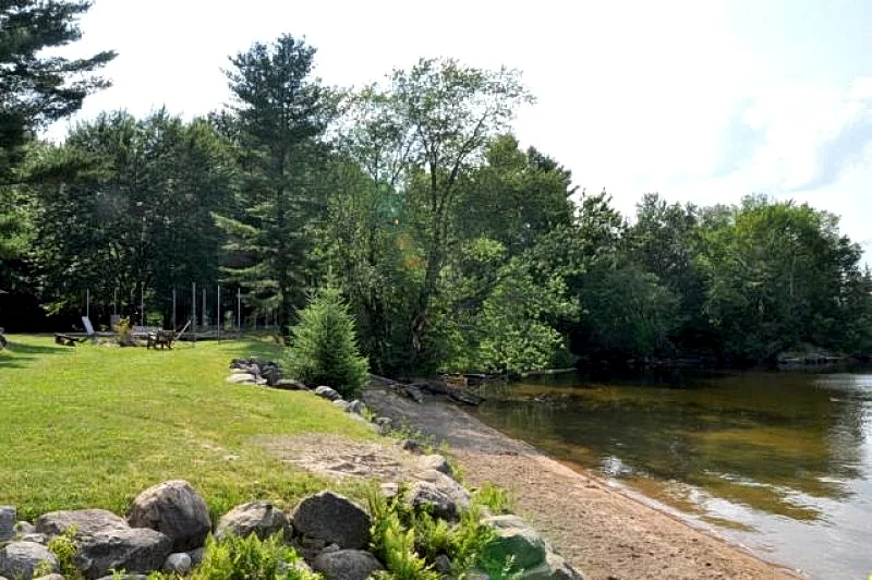 Cottage #833 in South Algonquin, Ontario, Canada — photo 4