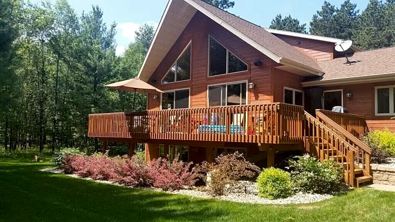 FAMILY RETREAT NEAR CASTLE ROCK LAKE - PET FRIENDLY