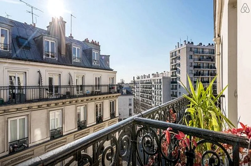 1 Bedroom apartment GRANGE AUX BELLES 5th Floor in Hôpital Saint-Louis, Paris, France — photo 1