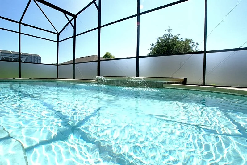 Orlando Charm - With Private Pool On Large Corner Plot in Orlando, Florida, United States — photo 2