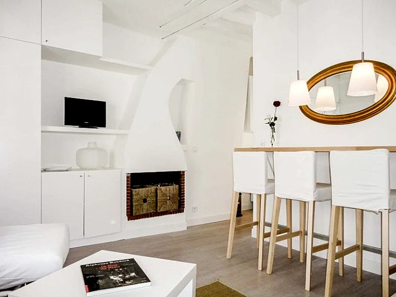 Studio Montorgueil TIQUETONNE in Rue Tiquetonne, Paris, France — photo 2