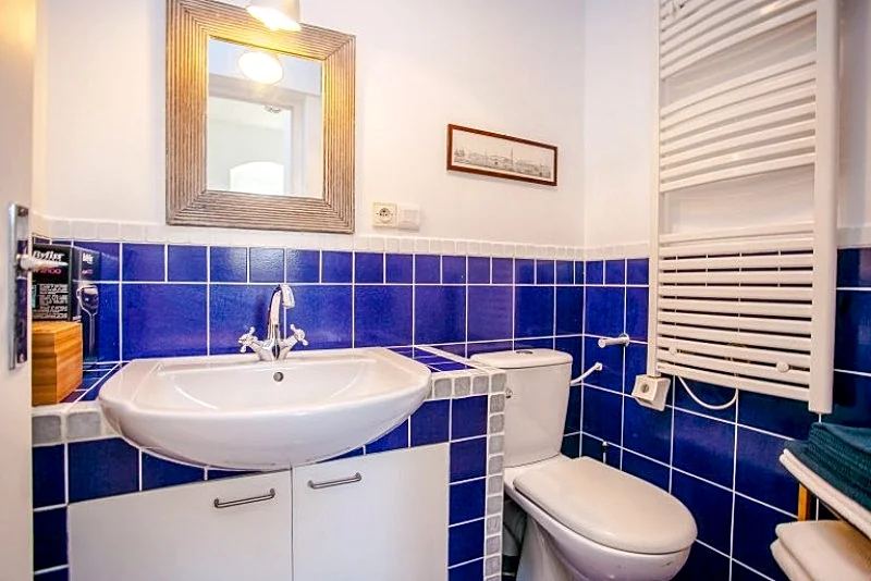 TURBIGO lovely 1 bedroom under the roofs steps from Beaubourg in Rue De Turbigo, Paris, France — photo 5