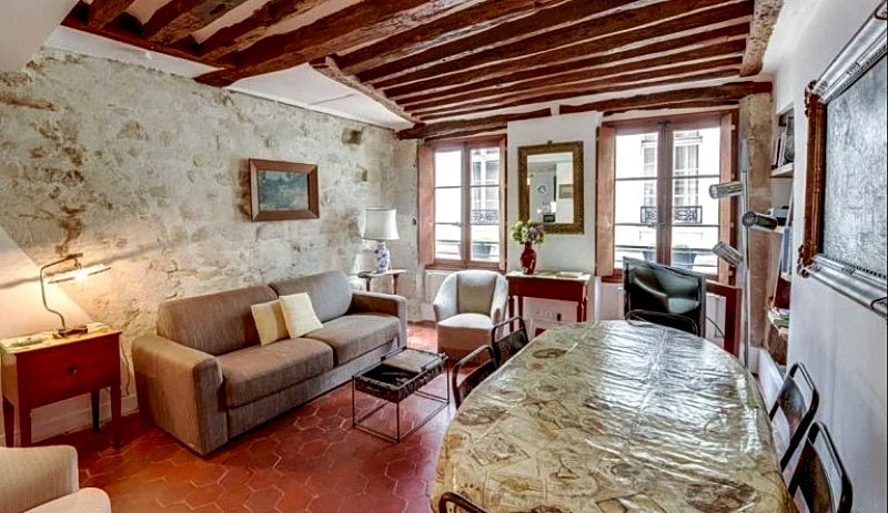 Fontaines du Temple 2BR with 2 bathrooms in 6 Rue Des Fontaines Du Temple, Paris, France — photo 3