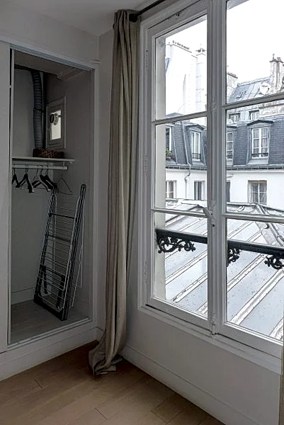 TEMPLE 1 bedroom in Republique and Le Marais in Rue Du Temple, Paris, France — photo 3