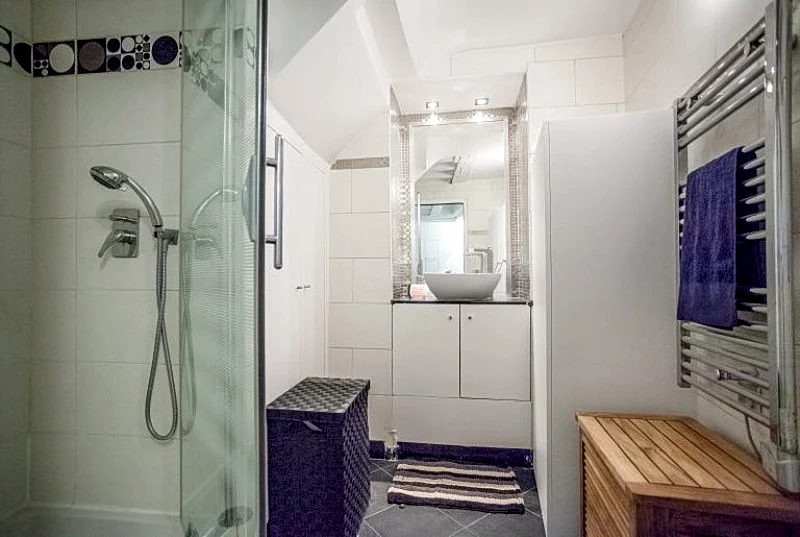 Loft Marais Area FILLES DU CALVAIRE in Rue Des Filles Du Calvaire, Paris, France — photo 4