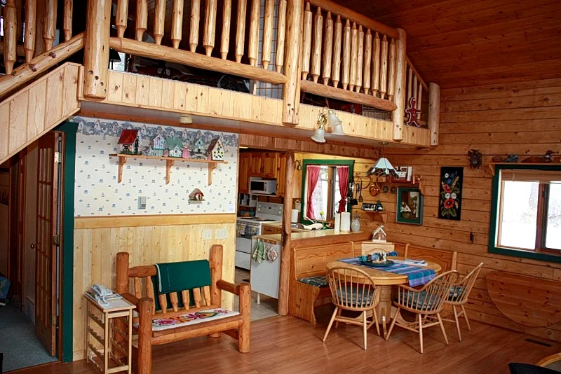 Ginger Bread Cabin in Jasper, Alberta, Canada — photo 4