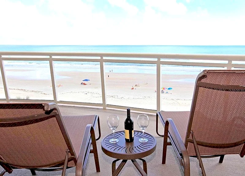 Ocean Vistas 405 3 Bedroom Luxury on Daytona Beach Locally Managed!