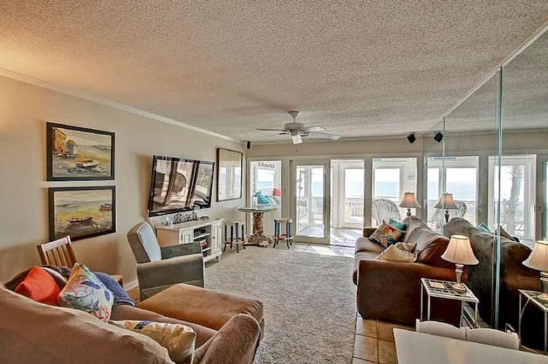 Mermaid Memories- Oceanfront Folly Beach Cottage w/Large Porch & Sunroom - Stellar Reviews! in Folly Beach, South Carolina, United States — photo 3