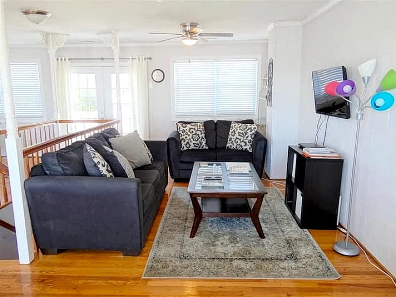 3 Little Mermaids- Surf Here! Oceanfront Duplex Near Washout Area in Folly Beach, South Carolina, United States — photo 1