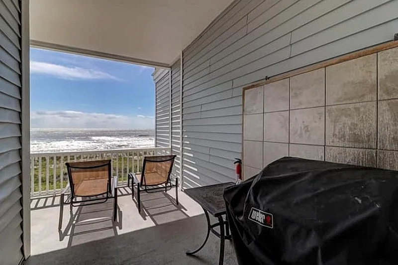 Seacoast Villa 5 in Folly Beach, South Carolina, United States — photo 3