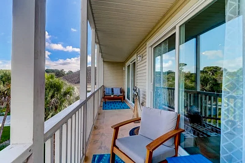 Afternoon Delight- Remodeled, Large, Pet-Friendly-2100 sq ft! in Folly Beach, South Carolina, United States — photo 3