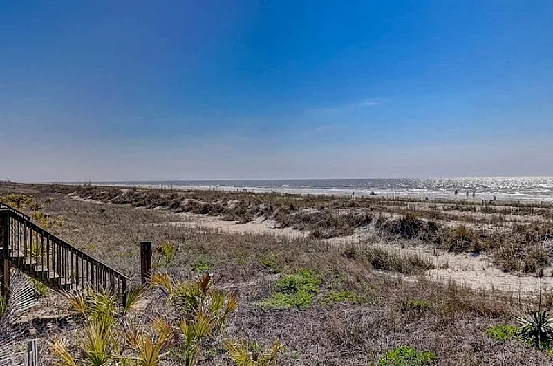 Changes In Attitudes- Short Walk to Shops, Restaurants & Beach Access in Folly Beach, South Carolina, United States — photo 3
