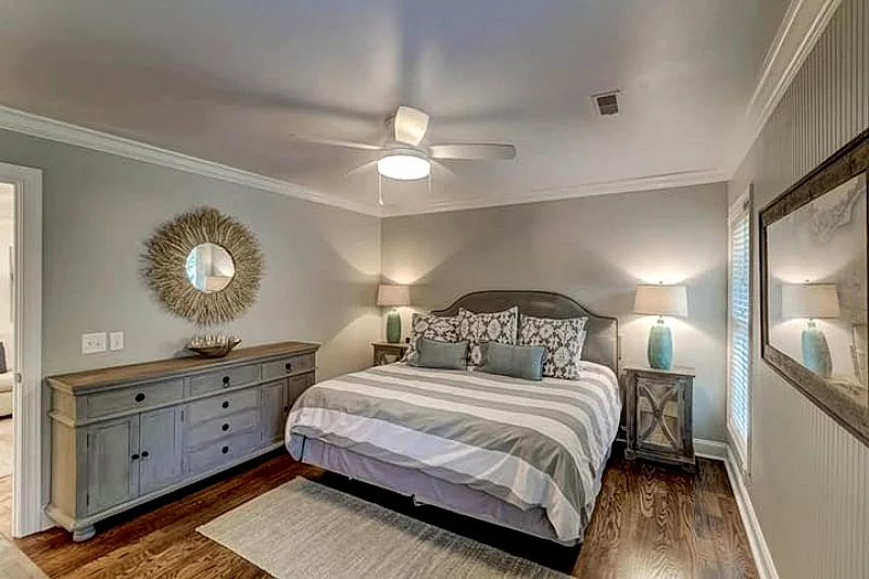Completely renovated cottage! Elevator! Center of Resort